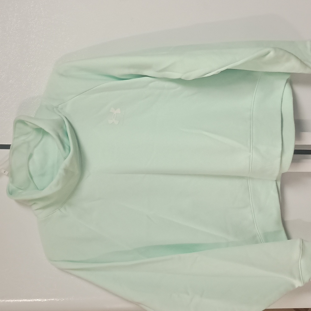 Under Armour Mint Green Long Sleeve Sweatshirt Women`s Size XL in GUC